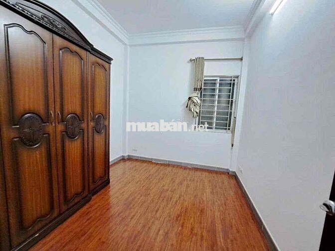Cho thuê nhà nguyên căn, ngõ 3 gác tại chợ Đại Từ