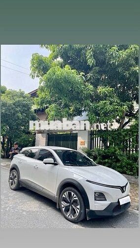 VinFast VF6 Plus 2025 Trắng 5000 km