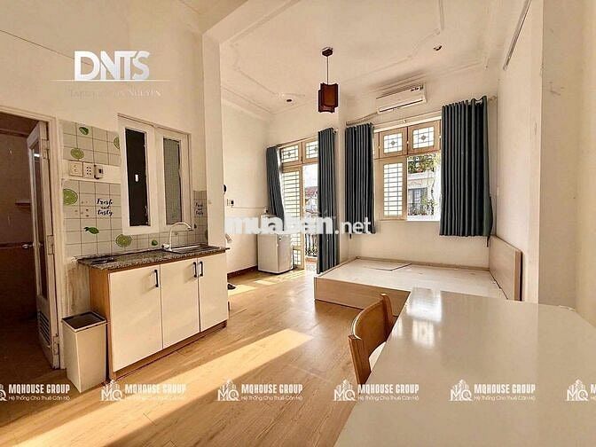 Cho thuê căn hộ balcony giá rẽ ngay khu Phan Xích Long - N4 Phú Nhuận