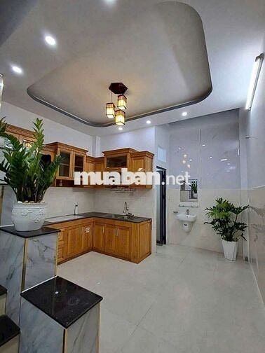 Cho thuê nhà 3 lầu xe hơi ngủ trong nhà giá.10tt.đường số 6 bhhb.bt