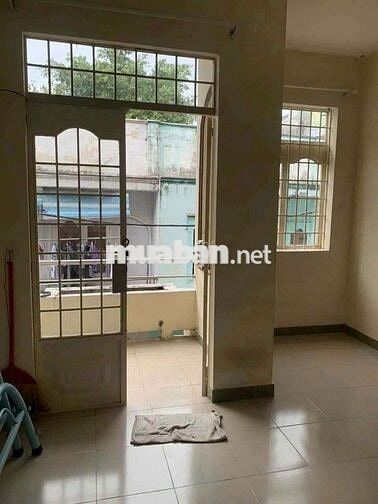 Cho thuê nhà 2 tầng sau chợ bình triệu 7,5tr/ tháng
