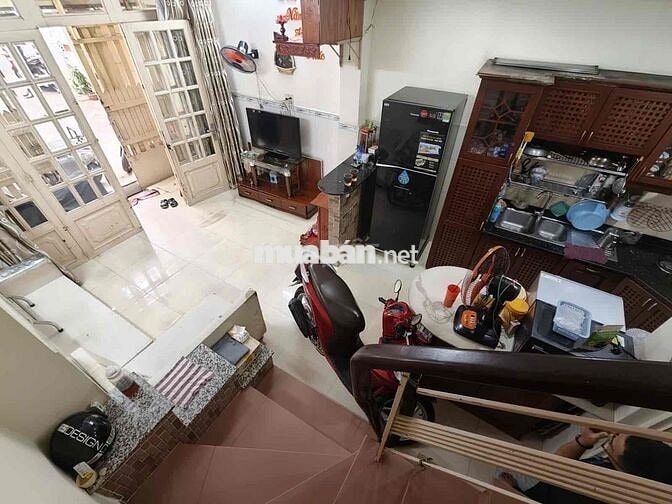 NHÀ 5 TẦNG nở hậu - KHU BIỆT THỰ KIỀU ĐÀM, Q7