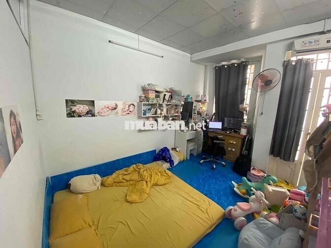 9 chủ - Nhà 1 trệt, 1 lầu - Nhà hẻm yên tỉnh, ngay chợ vạn nguyên
