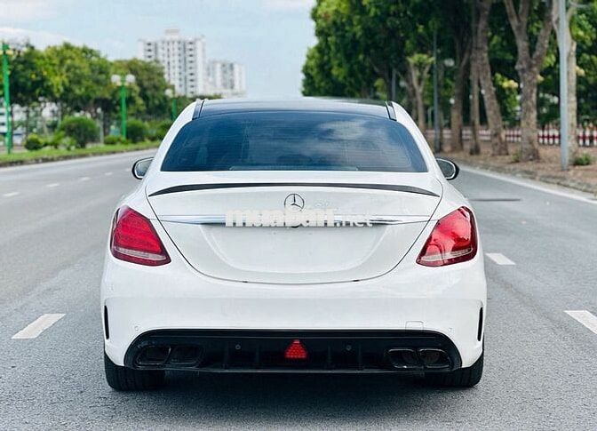 Mercedes C300 AMG 2017 Trắng 80000 miles