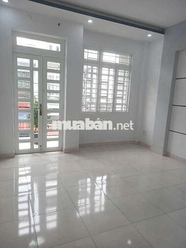 Cho thuê nhà 3 lầu xe hơi ngủ trong nhà giá.10tt.đường số 6 bhhb.bt