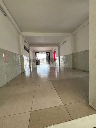 Cho thuê nhà HXT Bàu Cát 1trệt 4 lầu.Hơn500m2.Cho KD nhiều nghành,CHDV