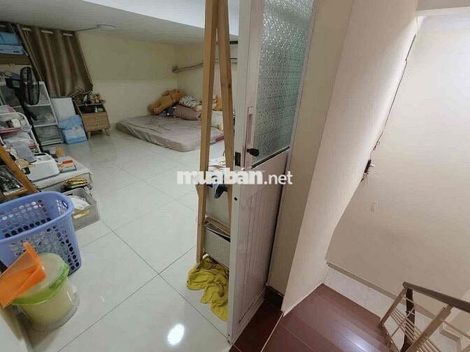 NHÀ 5 TẦNG nở hậu - KHU BIỆT THỰ KIỀU ĐÀM, Q7