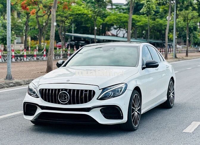 Mercedes C300 AMG 2017 Trắng 80000 miles