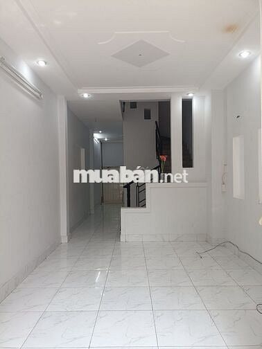 BÁN GẤP NHÀ 2 TẦNG – VỊ TRÍ KINH DOANH ĐẸP – GẦN BIỂN VŨNG TÀU