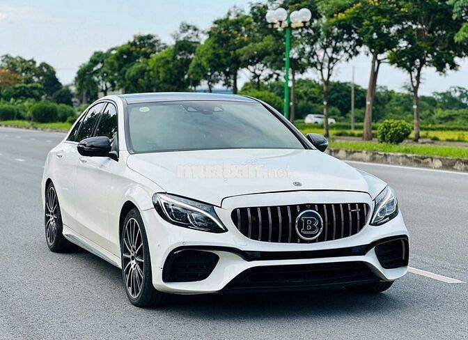 Mercedes C300 AMG 2017 Trắng 80000 miles