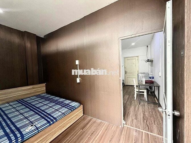 Cho Thuê Căn Hộ 2PN Bancol Máy Giặt Riêng 4ng4xe Rộng 50m2 Ngay Bờ Kè