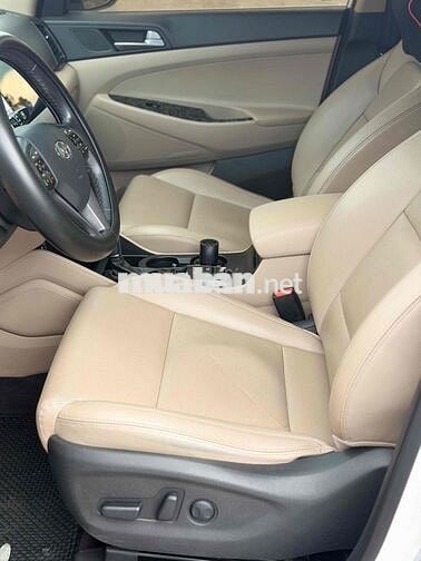 Hyundai Tucson 2017 Dầu Trắng