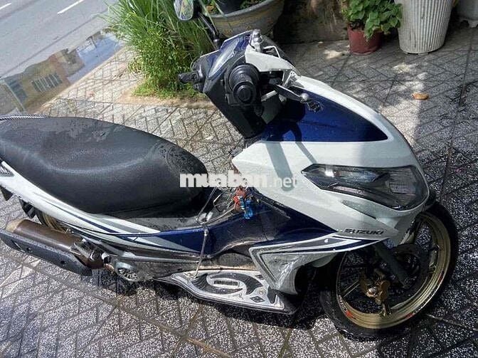 Suzuki 2022 Trắng Xanh