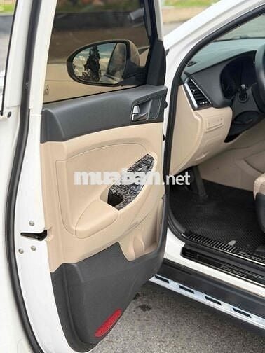 Hyundai Tucson 2017 Dầu Trắng