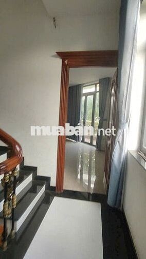 Góc 2 MT Nguyễn Thị Búp 8x20 trệt 3 Lầu  lớn ngay Hiệp Thành City
