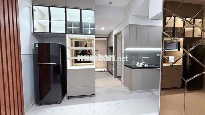Đầy đủ nội thất thiết kế cho thuê 2PN & Ở liền được. LH Hương