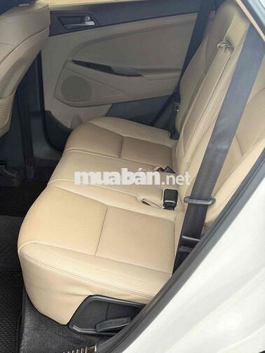 Hyundai Tucson 2017 Dầu Trắng