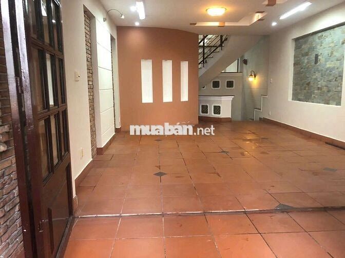 Cho thuê nhà mặt tiền đường số Tân Thuận Tây 