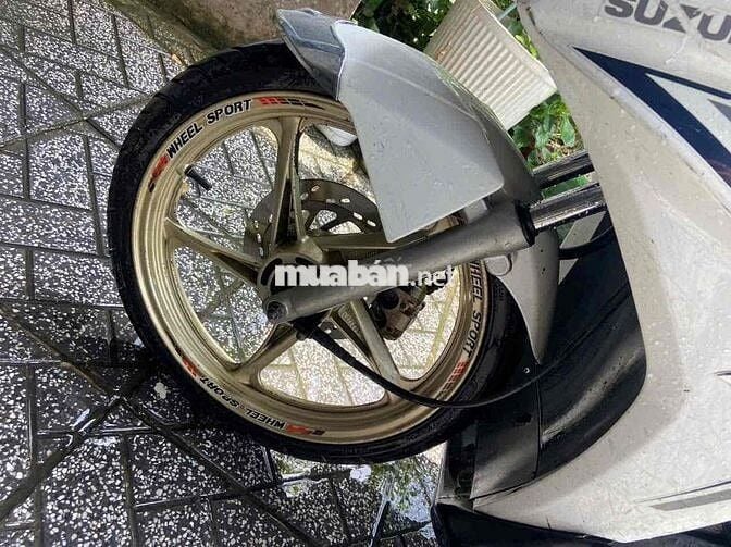 Suzuki 2022 Trắng Xanh