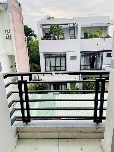 Cho thuê NC 4PN,3WC,1PK, 1 Bếp - P15, Q.8 - 12tr/tháng