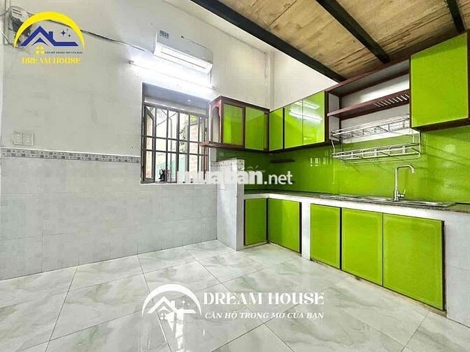 CHO THUÊ PHÒNG TRỌ DƯỚI ĐẤT CỬA SỔ TRỜI CÓ GÁC THOÁNG MÁT GẦN CHỢ