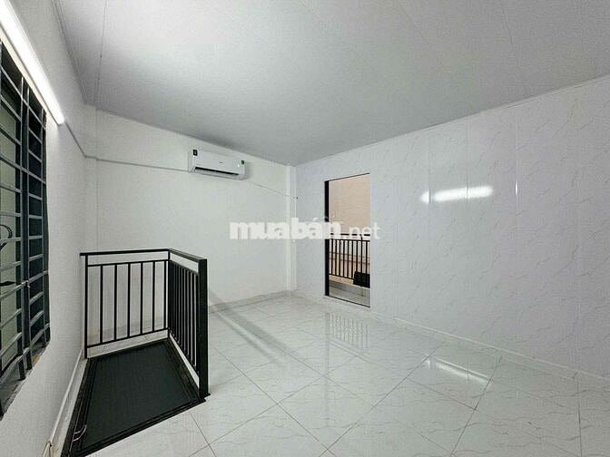 Cho Thuê Nguyên Căn 1 Trệt 1 Lửng | Diện Tích 50m2 | Hẻm Xe Hơi