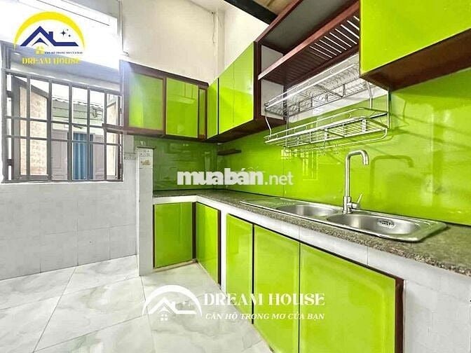 CHO THUÊ PHÒNG TRỌ DƯỚI ĐẤT CỬA SỔ TRỜI CÓ GÁC THOÁNG MÁT GẦN CHỢ