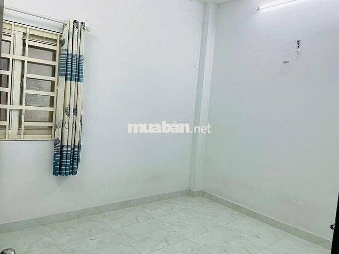 Cho thuê NC 4PN,3WC,1PK, 1 Bếp - P15, Q.8 - 12tr/tháng