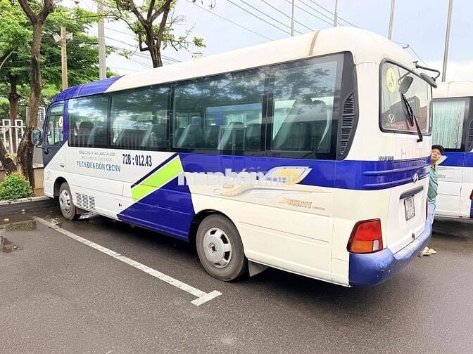 Hyundai County 2014 Xanh Trắng 29 chỗ Số sàn