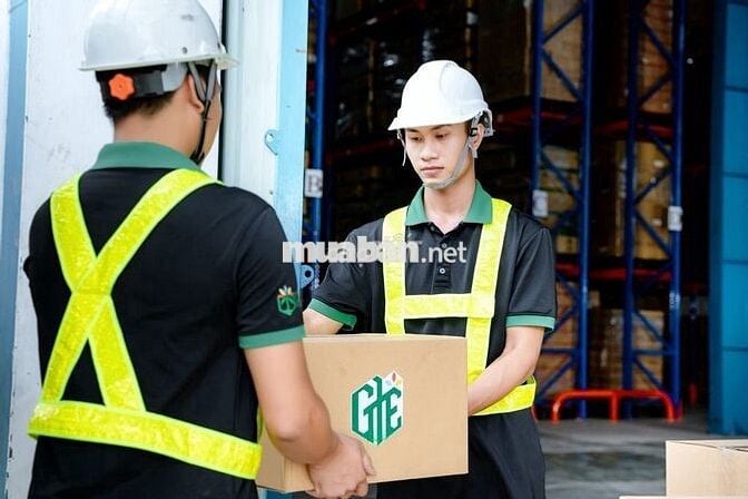 NV GIAO HÀNG XE MÁY - LONG BIÊN (HN)