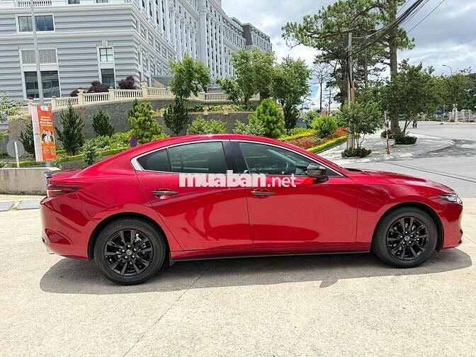 Mazda Mazda 3 2022 Đỏ 5 vạn km