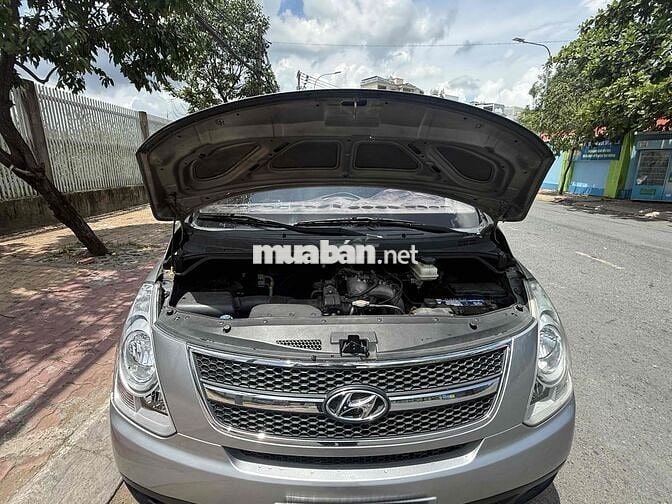 Bán Hyundai Starex 6 chỗ (Van) 2013 - Nhập Hàn - M