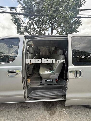 Bán Hyundai Starex 6 chỗ (Van) 2013 - Nhập Hàn - M