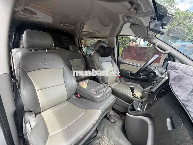 Bán Hyundai Starex 6 chỗ (Van) 2013 - Nhập Hàn - M