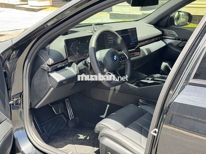 BMW 530i ALL NEW 2025 Black Edition 24.900km