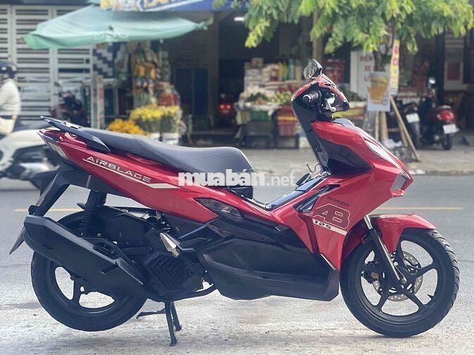 Honda Air Blade 125 màu Đỏ 2023