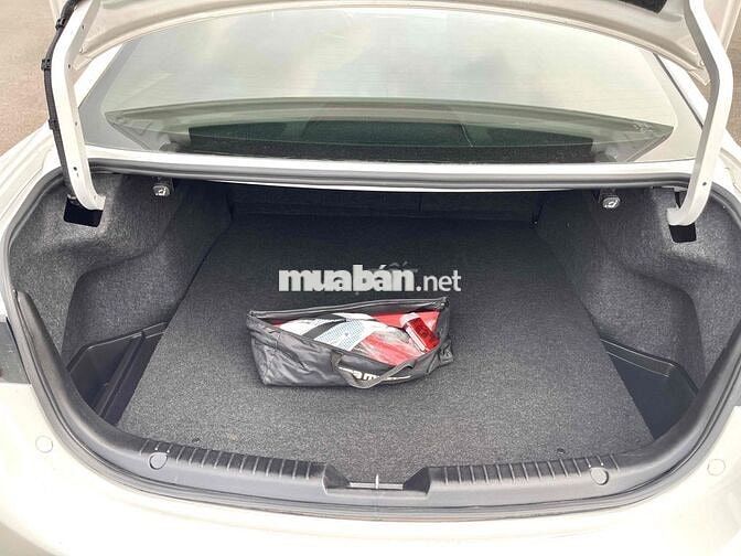 Bán xe Mazda Mazda 6 2015 biển Hà Nội, 10 vạn zin
