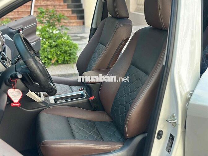 Toyota Innova Cross Hybrid 2024 Trắng 17.000 km