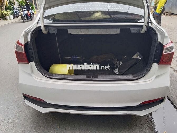 Hyundai i10 2021 Số sàn 19000 km Trắng