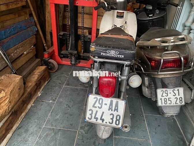 Honda Cub Trắng, Xám Cổ điển