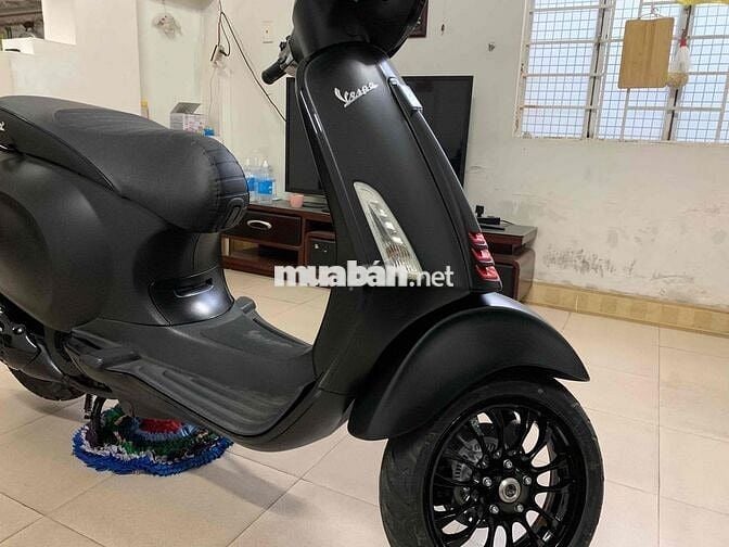 Piaggio Vespa Sprint 2019 iGet Đen