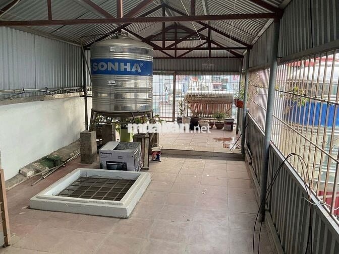 Chính chủ cho thuê nhà hộ gia đình ở phố Dịch Vọng