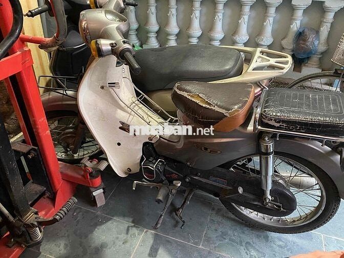 Honda Cub Trắng, Xám Cổ điển