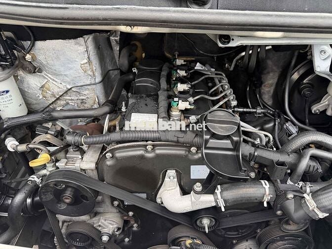 Ford Transit 2015 16 chỗ Bạc