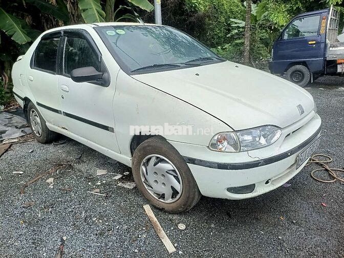 Fiat Siena 1.6 bản đủ Trắng 5 chỗ
