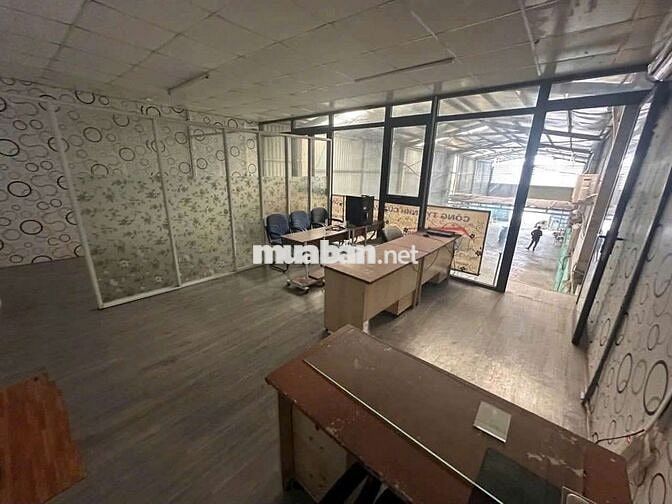 xưởng cho thuê 300m giá 19tr bà điểm hóc môn