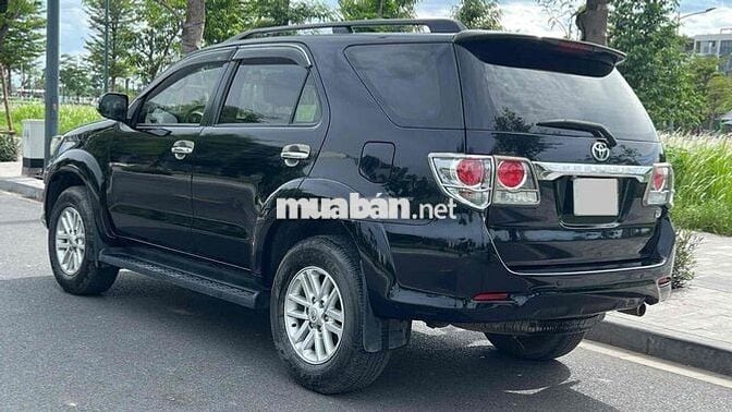 Toyota Fortuner 2.7V 4x4 2015
