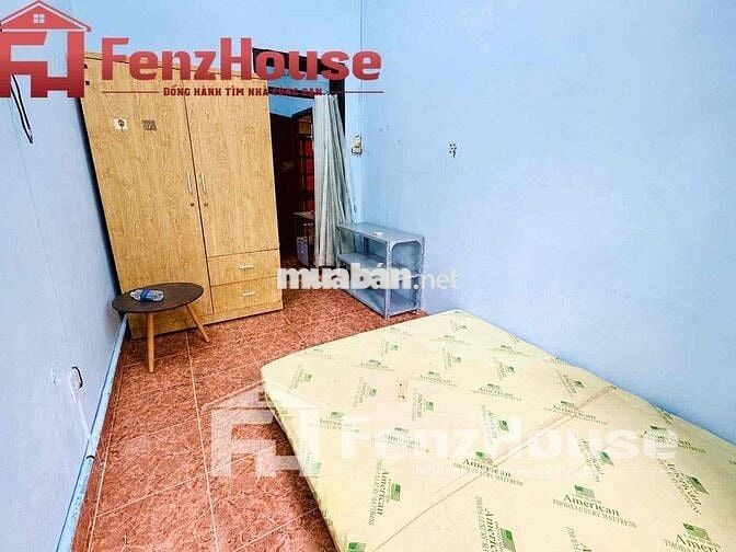 tách bếp ngay kcx tân thuận hẻm oto đầy đủ nội thất