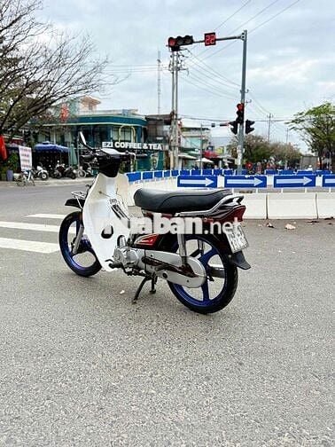 Honda Dream Thái Nâu Trắng Thái Lan