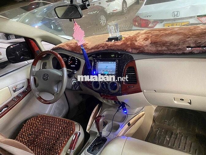 Toyota Innova V 2008 Bạc 145km